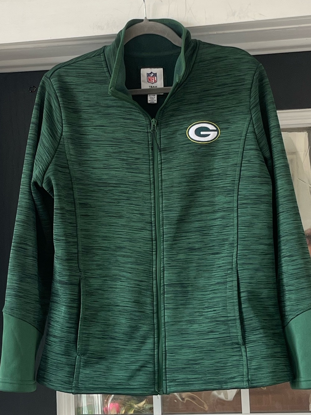 NFL Greenbay packers fleece lined green zip up jacket